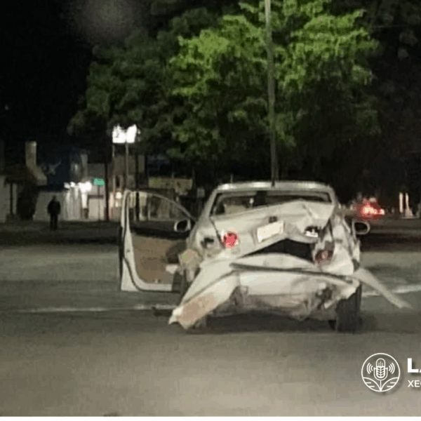 Madrugada de Susto en Navojoa: Fuerte Choque Deja Heridos en Intersección Céntrica