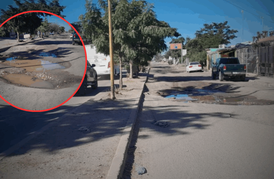 Avenida en Peligro: Baches Obligan a Conductores a Invadir Carril en Navojoa