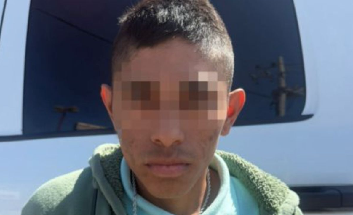 Detienen a padre por amarrar a sus hijos de 4 años en Tijuana