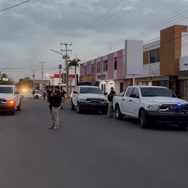 Catean clínica de sueros vitaminados en Ciudad Obregón por caso de médico ligado a ocho muertes en Hermosillo