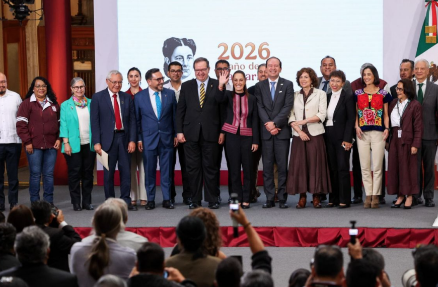 Sheinbaum responde a críticas por ‘fracking’ y presenta equipo científico para analizar su viabilidad