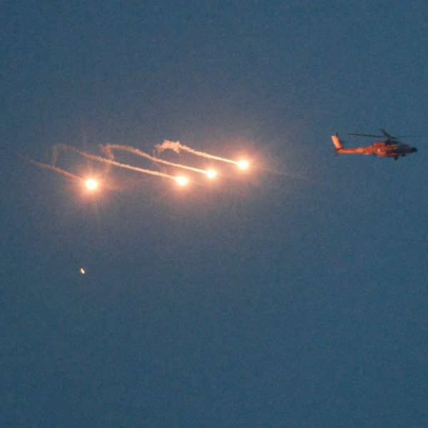 Líbano denuncia que Israel violó el alto al fuego horas después de su entrada en vigor