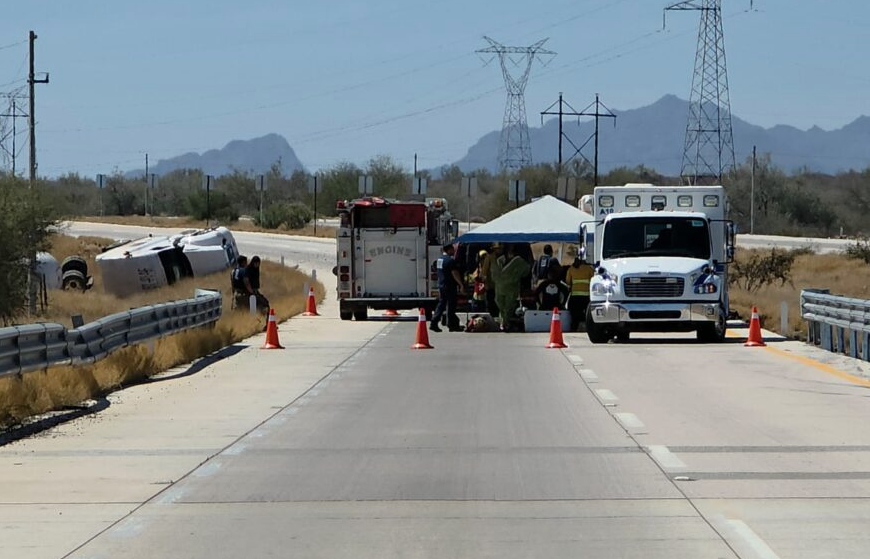 Se derraman 30 mil litros de amoniaco en carretera Guaymas-Hermosillo; movilizan cuerpos de emergencia