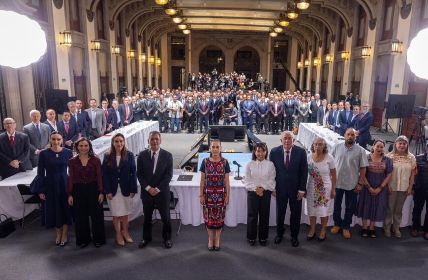 Sheinbaum firma acuerdo para Sistema de Ordenamiento de Producción y Comercialización del maíz blanco “Precio Justo”