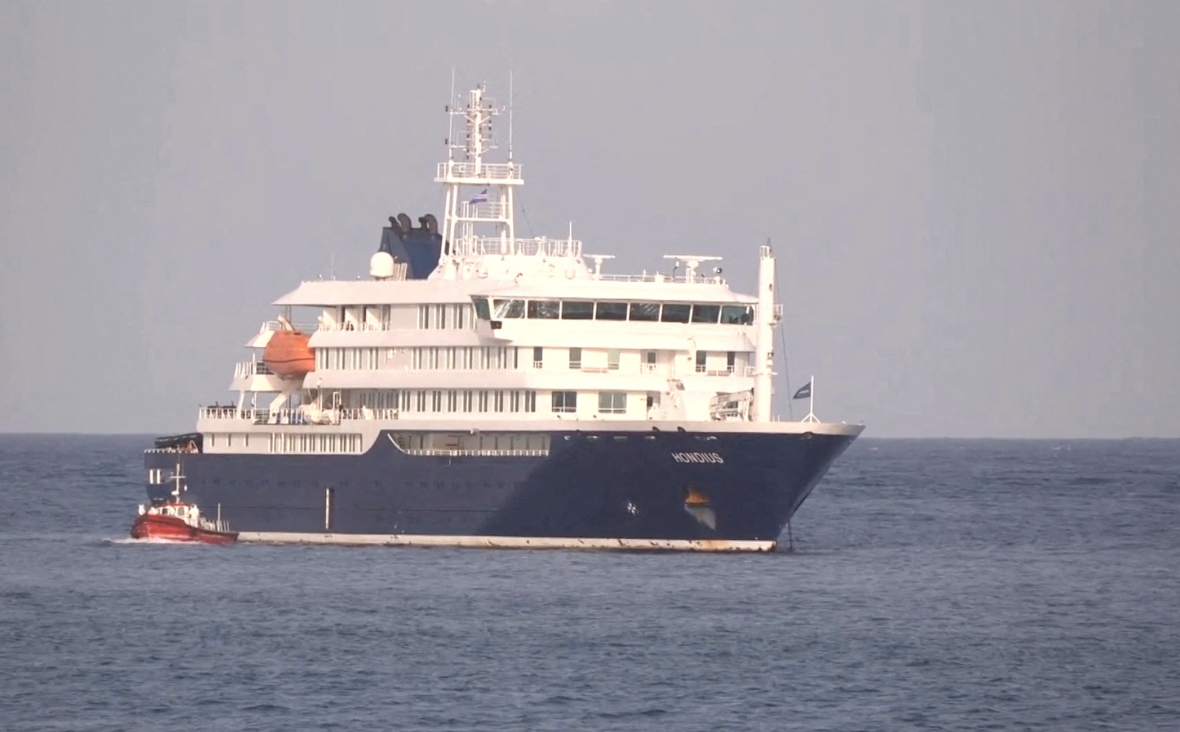 Crucero con brote de hantavirus atracará en España; hay tres muertos y ocho afectados
