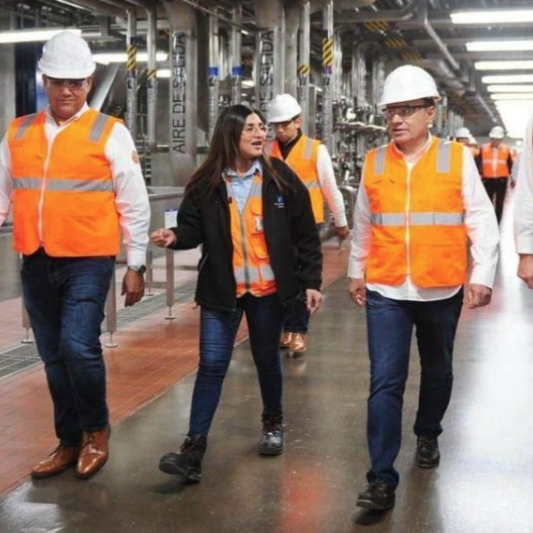 Durazo impulsa crecimiento económico con inversión de 725 millones en industria aeroespacial