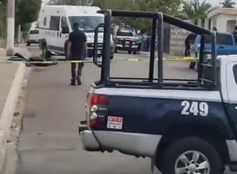 Abandonan cuerpo frente a base de Guardia Nacional en Ciudad Obregón
