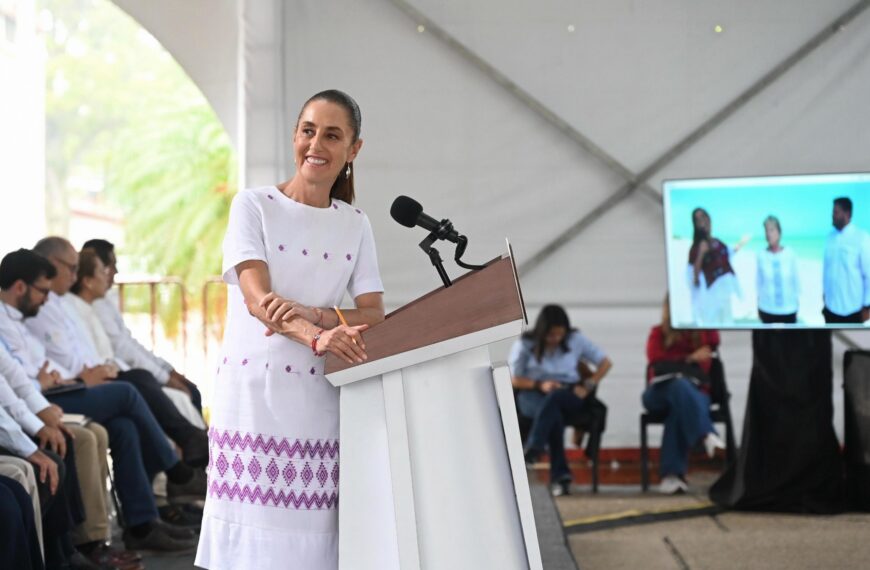 Sheinbaum anuncia decreto para fomentar el ecoturismo en Mahahual, en coordinación con las comunidades