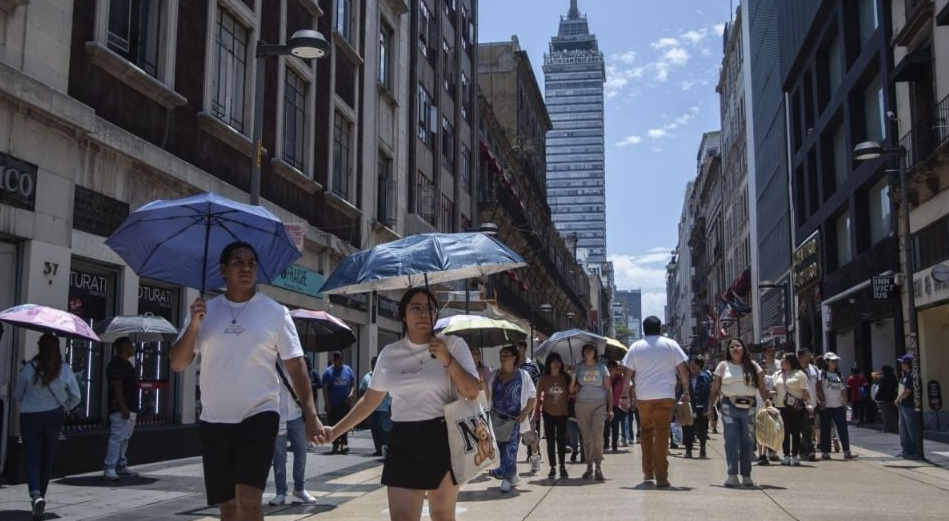 Activistas alertan en México sobre el impacto de la crisis climática durante el Mundial