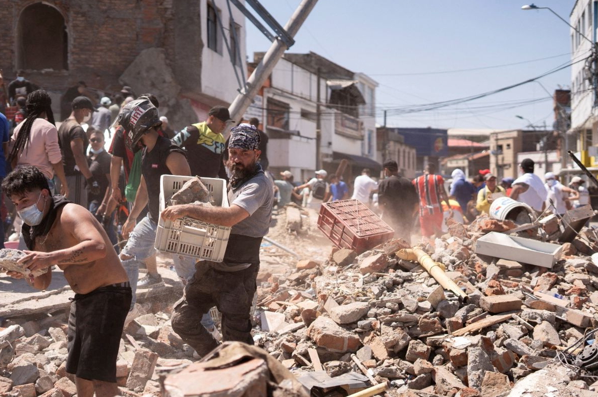 México prepara 13 mil canastas básicas para Colombia tras sismo de 7.4