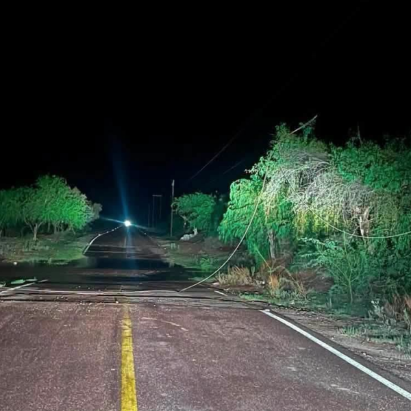 Comunidades rurales del valle de Guaymas continúan sin energía eléctrica tras tormenta
